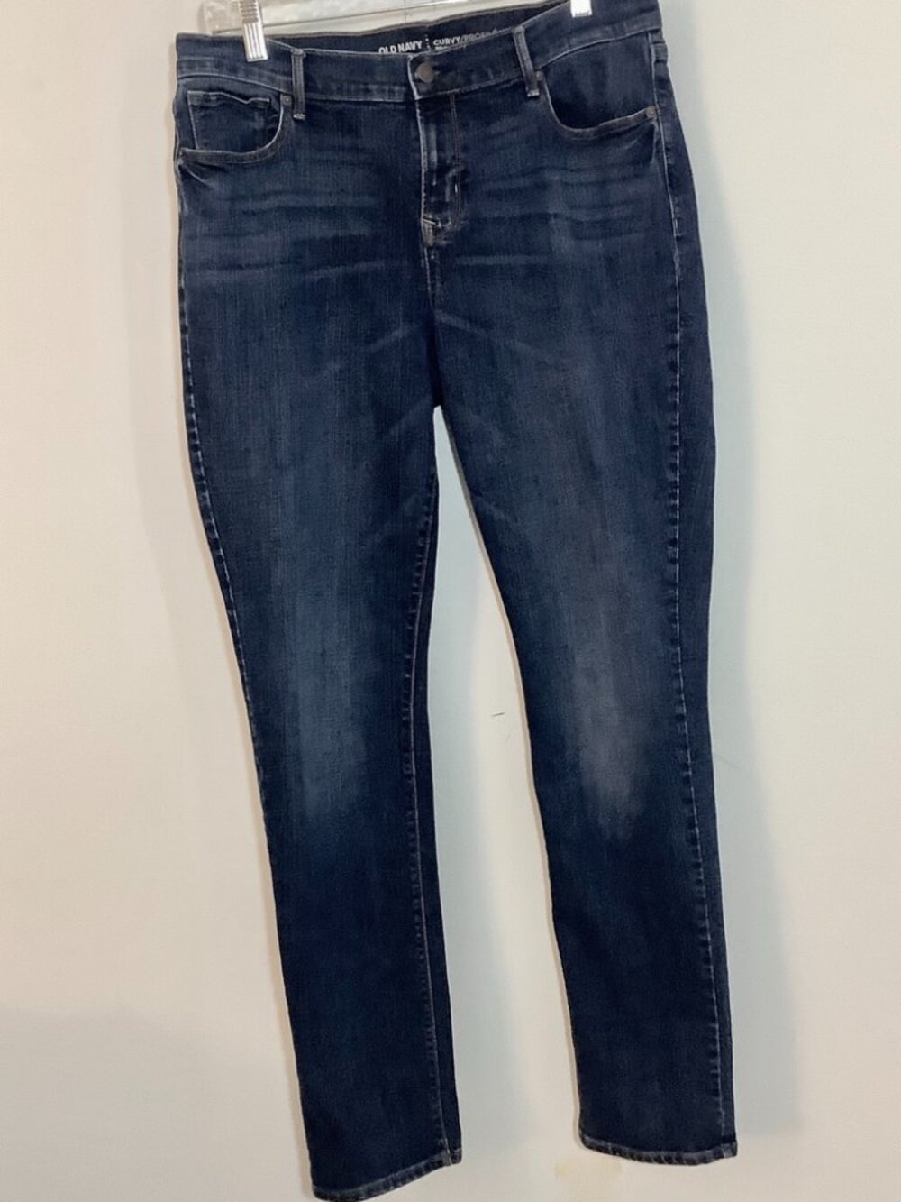 Old Navy Curvy Profile Mid Rise Sz 12 Long Jeans Feminine Sexy Timeless Chic